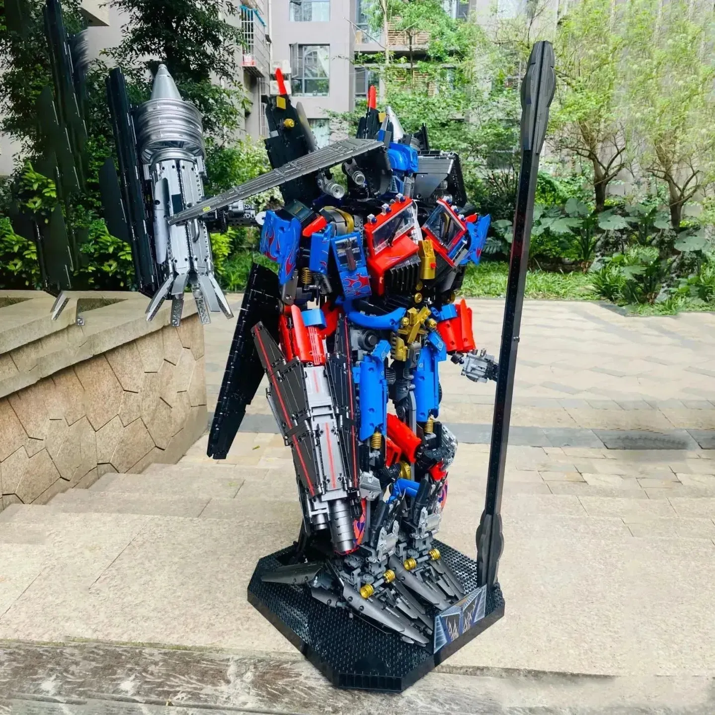 DJ Rambo Man Mecha Transformer Robot 8862pcs