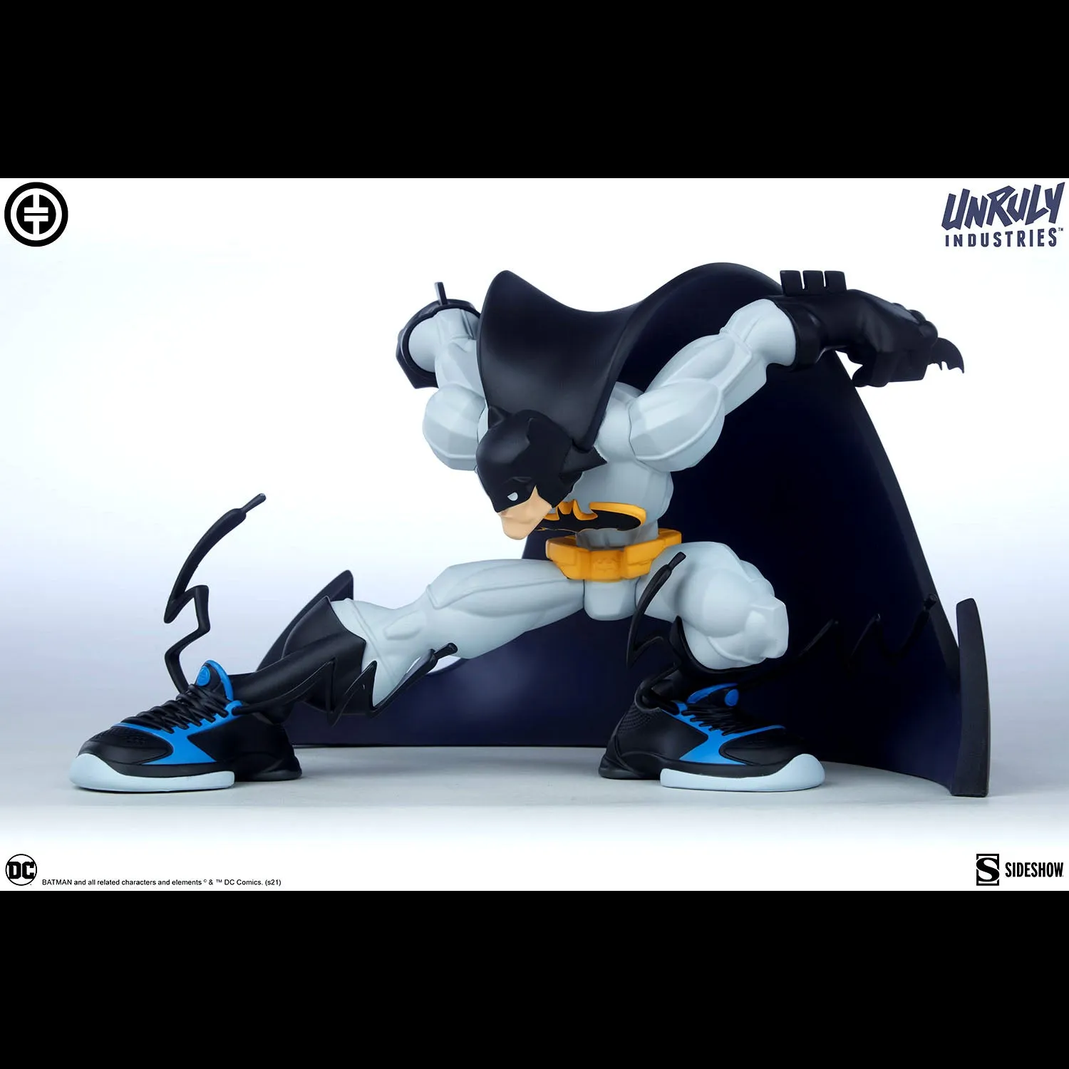 Sneakers Batman Limited Edition Figure ( Display Piece)