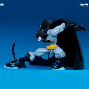 Sneakers Batman Limited Edition Figure ( Display Piece)