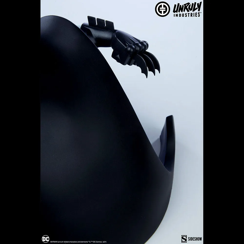 Sneakers Batman Limited Edition Figure ( Display Piece)