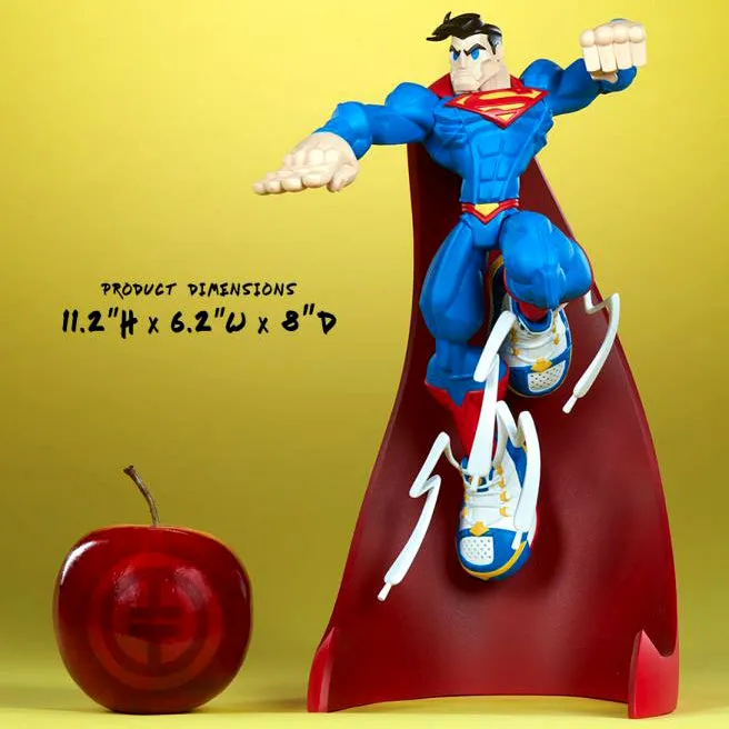 Sneakers Superman Limited Edition Figure