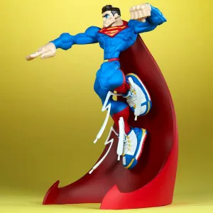 Sneakers Superman Limited Edition Figure