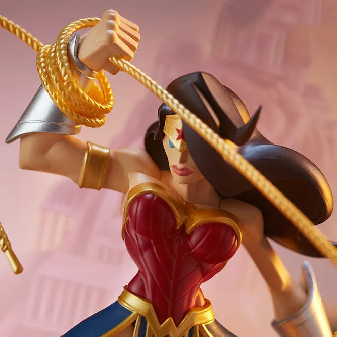 Sneakers Wonder Woman Limited Edition Figure