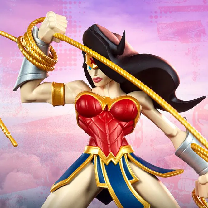 Sneakers Wonder Woman Limited Edition Figure